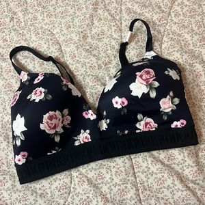 Victoria’s Secret pink floral T shirt bra brand new never worn!